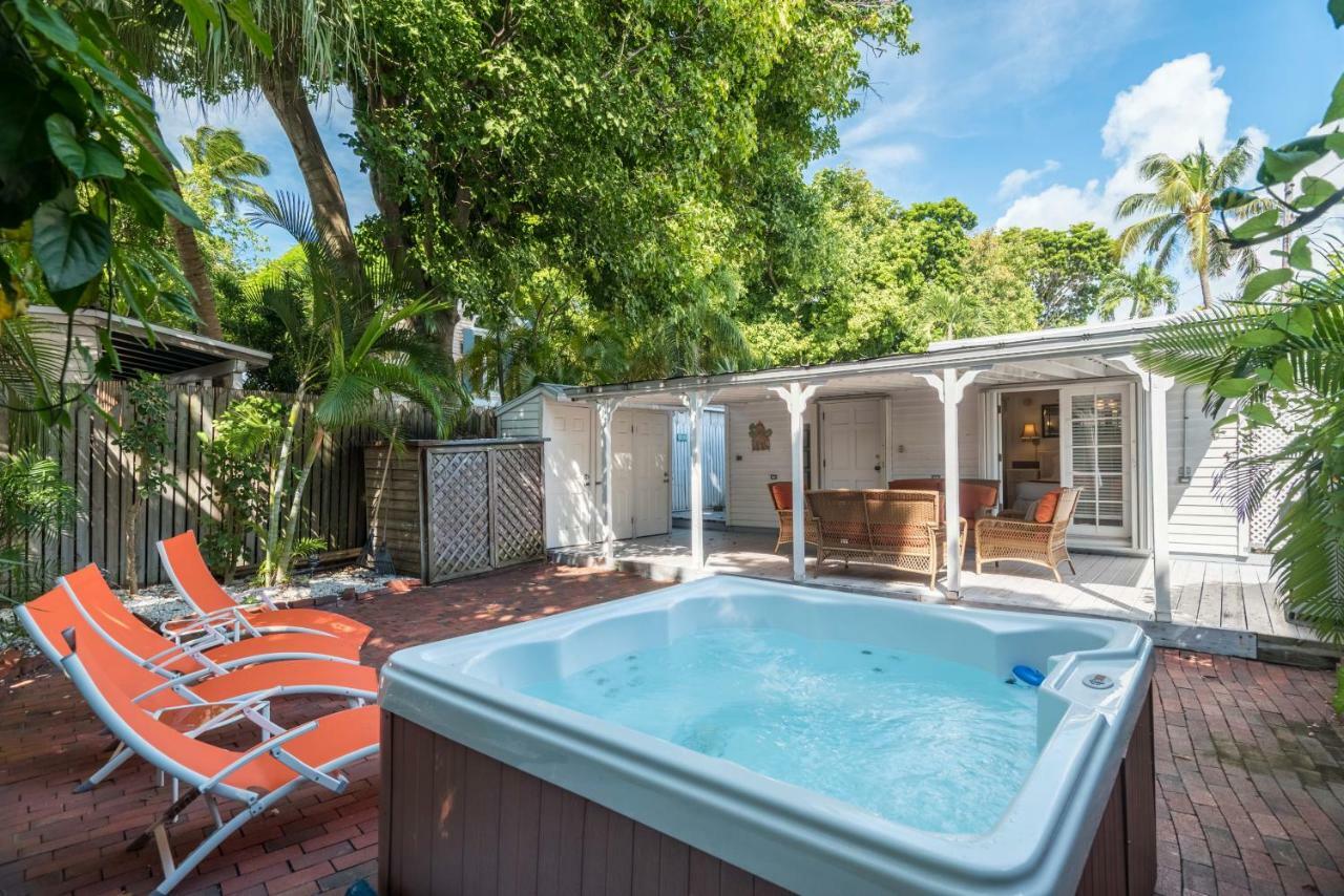 Hemingway'S View Villa Key West Exterior photo